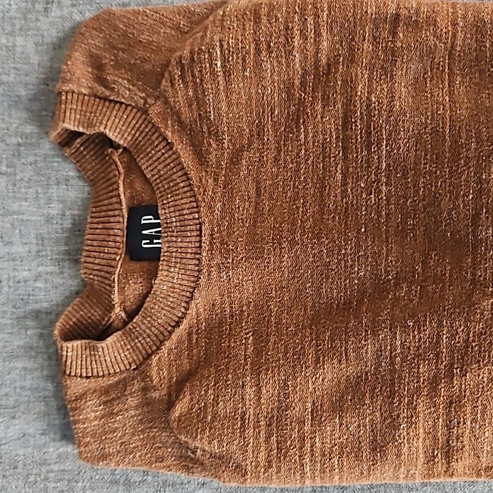 Banana Republic crew neck sweater - Picture 3 of 4